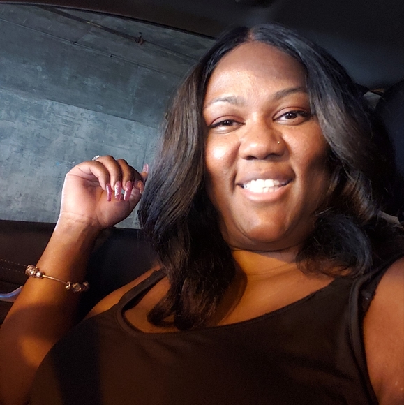 Luxury Hair - Picture 1 of 1